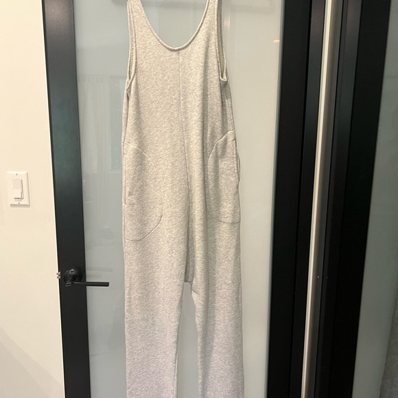 Free People intimately Gray Sleeveless Jumpsuit size XS!!! - Picture 2 of 5
